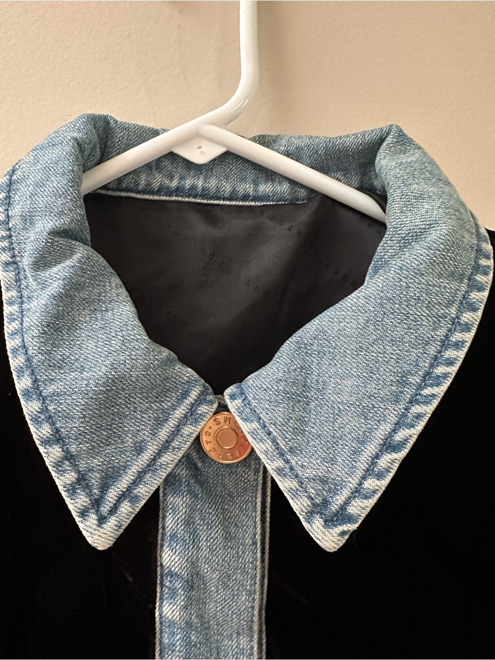 Sandro Black Velvet Jacket with Denim Trim - Picture 2 of 7